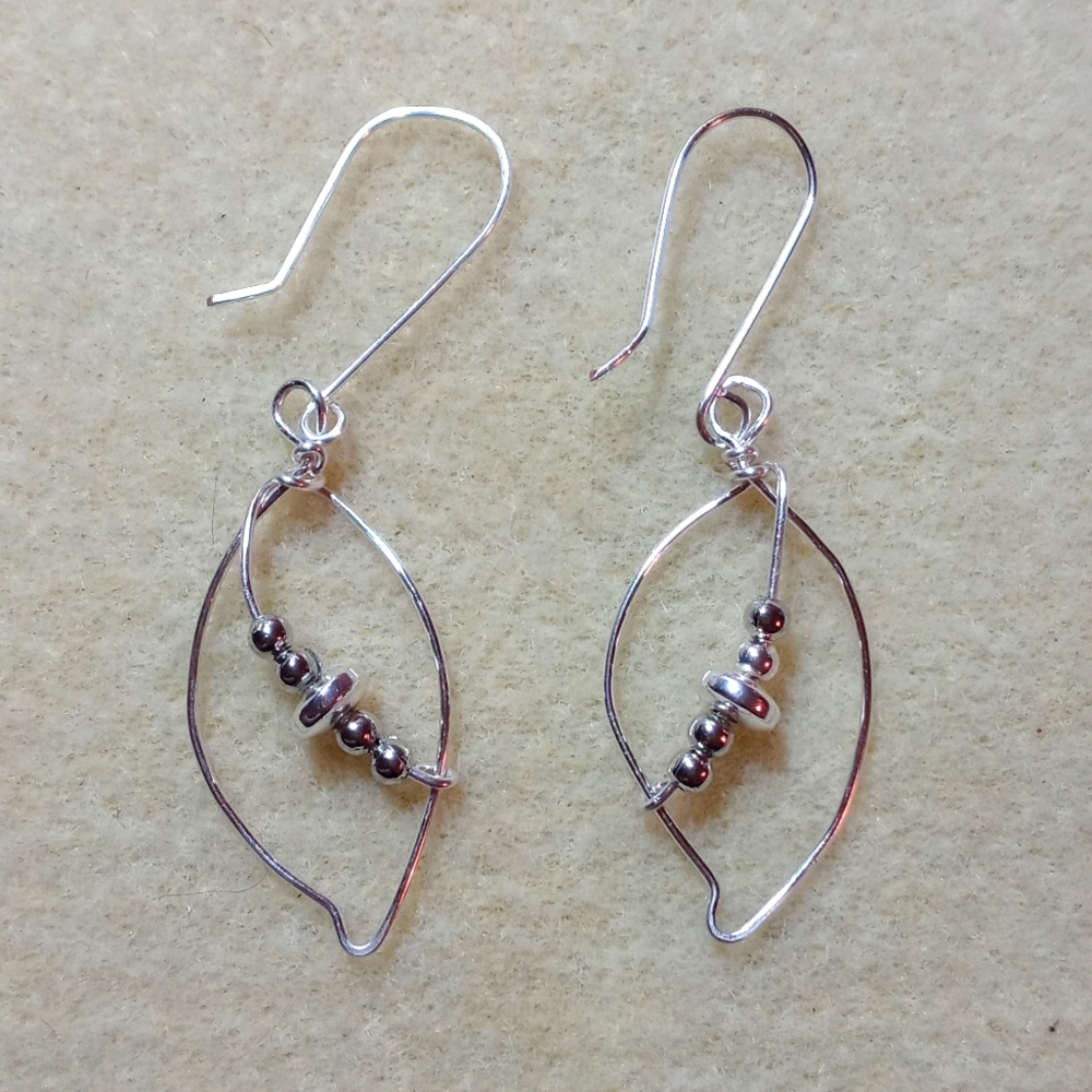 Leaf earrings